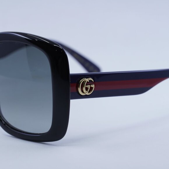 🕶️ New Gucci GG0713S 001 Sunglasses - Black Frame, Grey Gradient Lenses - Picture 9 of 11